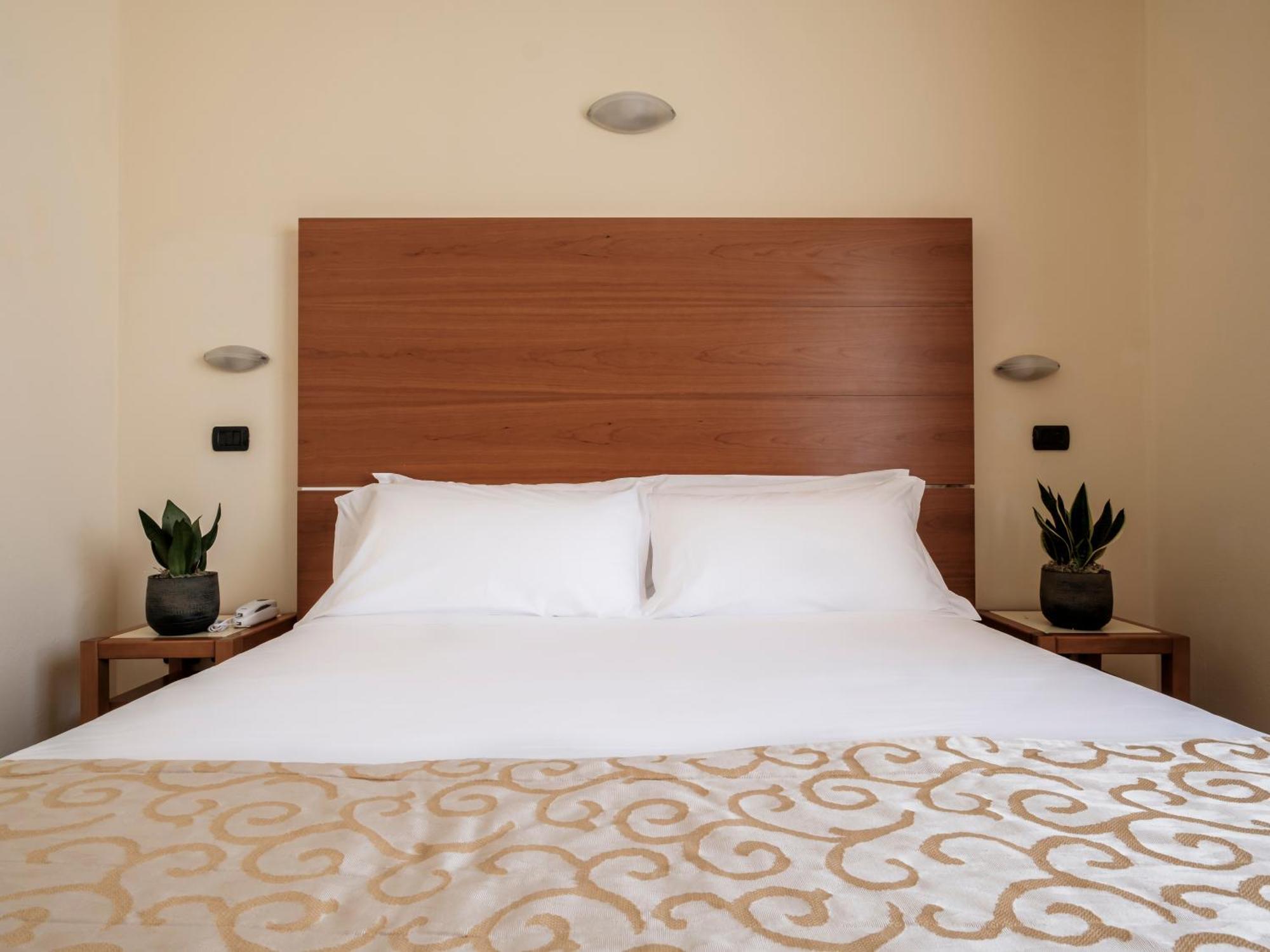 Hotel Lory Forlì Dış mekan fotoğraf