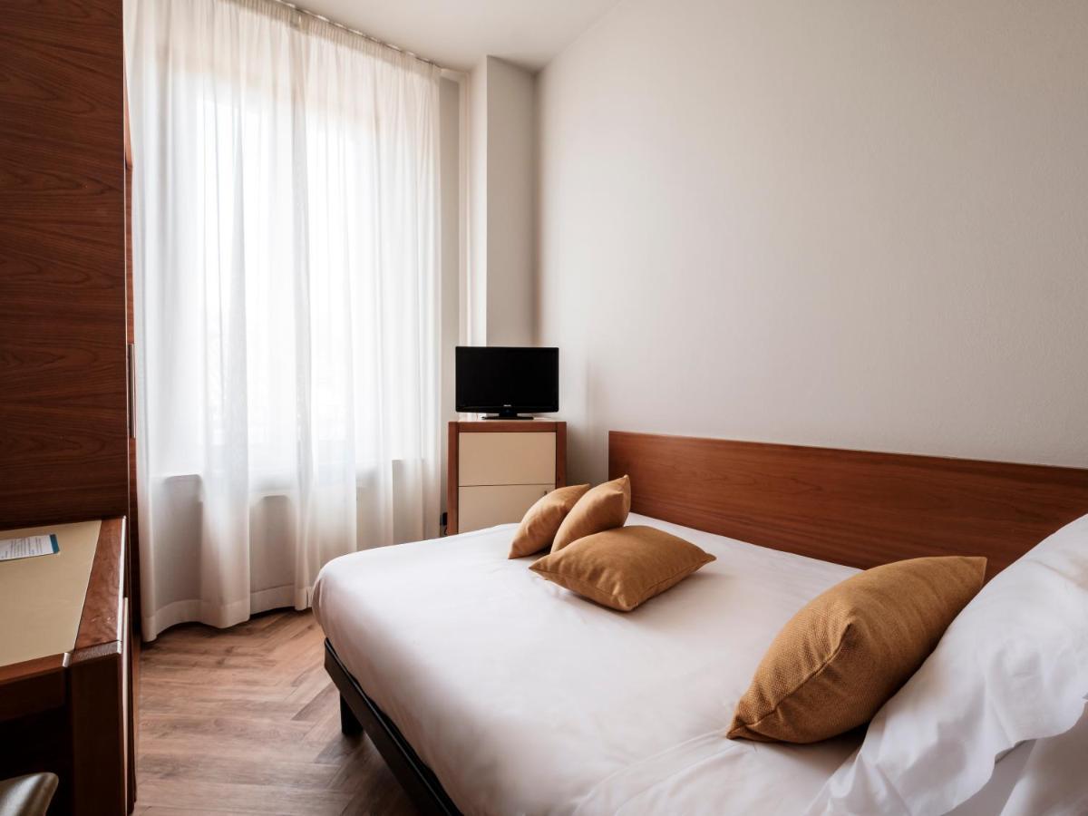 Hotel Lory Forlì Dış mekan fotoğraf